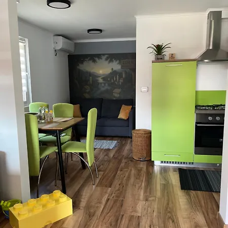 펜션 Cozy Family In Terme Catez - Free Tickets And Thoughtful Touches 카테즈 옵 사비