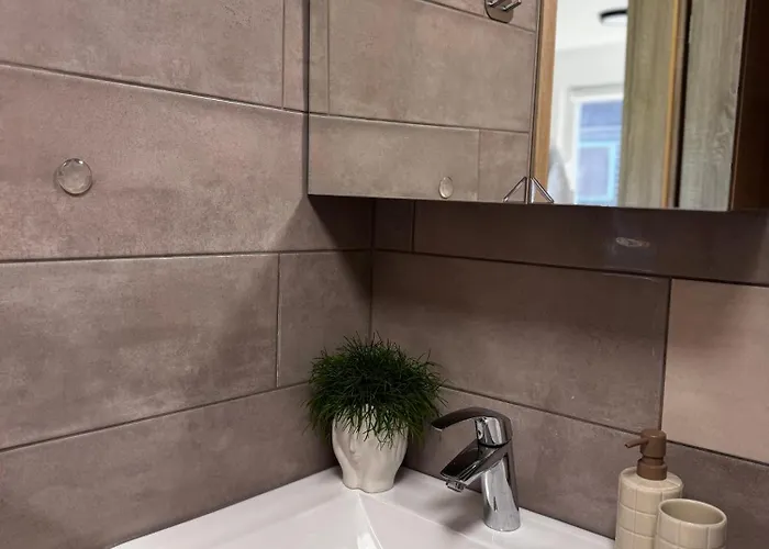 House Of Eden- Private Family In Terme Catez With Free Pool Tickets * Catez ob Savi