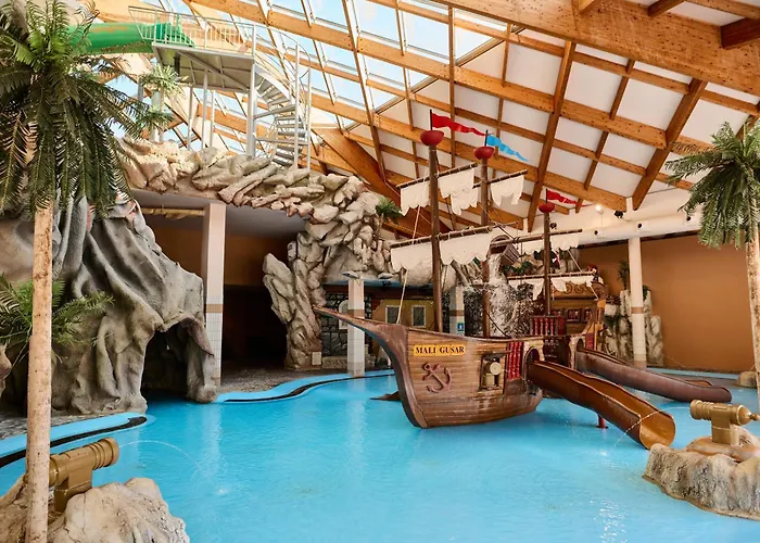 House Of Eden- Private Family In Terme Catez With Free Pool Tickets * كاتيز أوب سافي